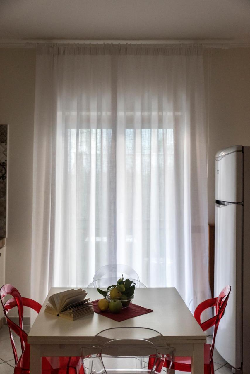 Les Chambres Sorrento Bagian luar foto